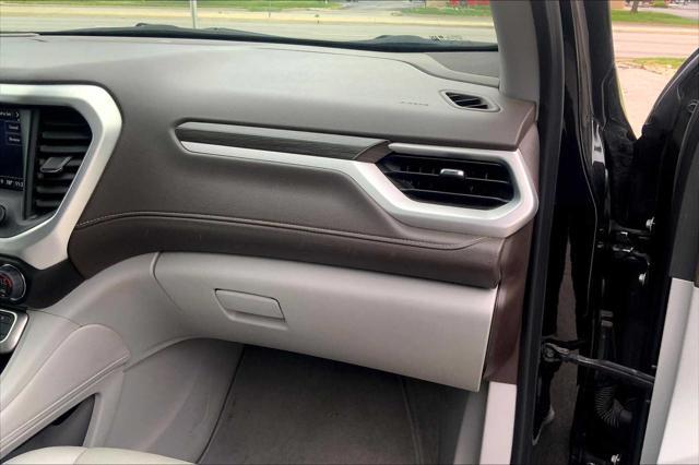used 2023 GMC Acadia car, priced at $28,496