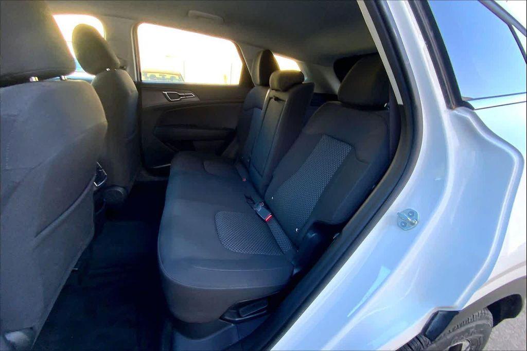 used 2023 Kia Sportage Hybrid car, priced at $20,417