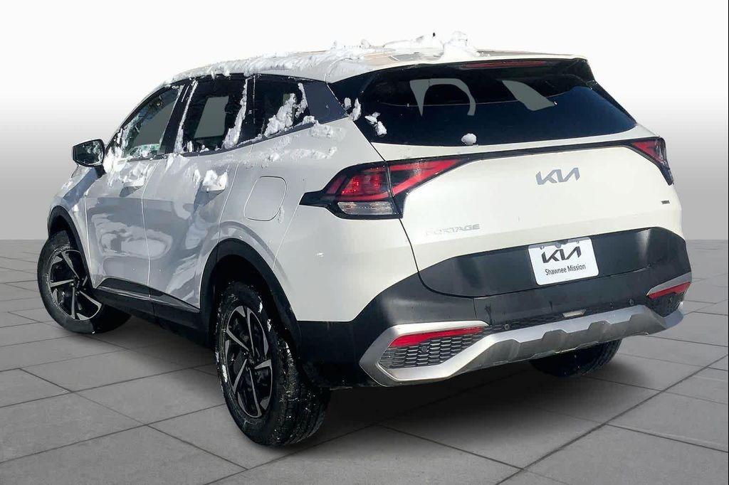 used 2023 Kia Sportage Hybrid car, priced at $20,417