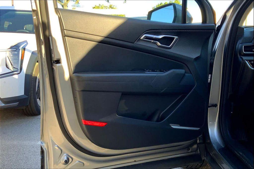 used 2024 Kia Sportage car, priced at $22,999