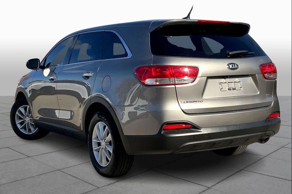 used 2018 Kia Sorento car, priced at $13,666