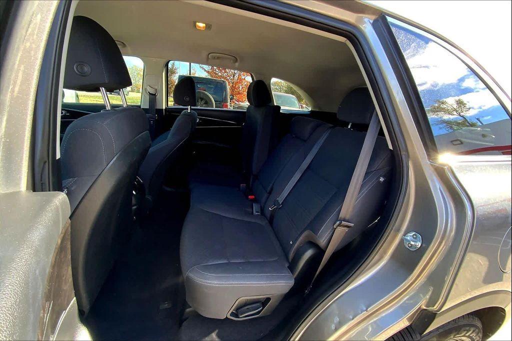 used 2018 Kia Sorento car, priced at $13,666