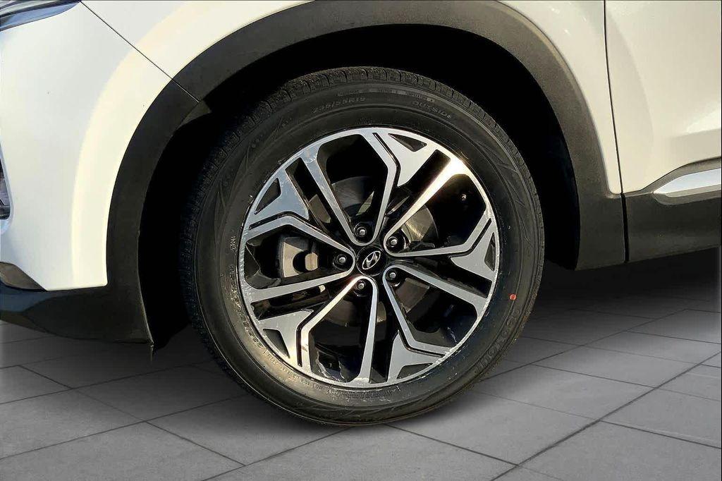 used 2019 Hyundai Santa Fe car, priced at $17,998
