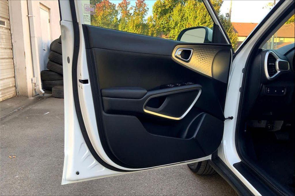 used 2021 Kia Soul car, priced at $17,500