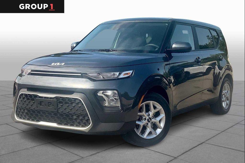 used 2022 Kia Soul car, priced at $19,999