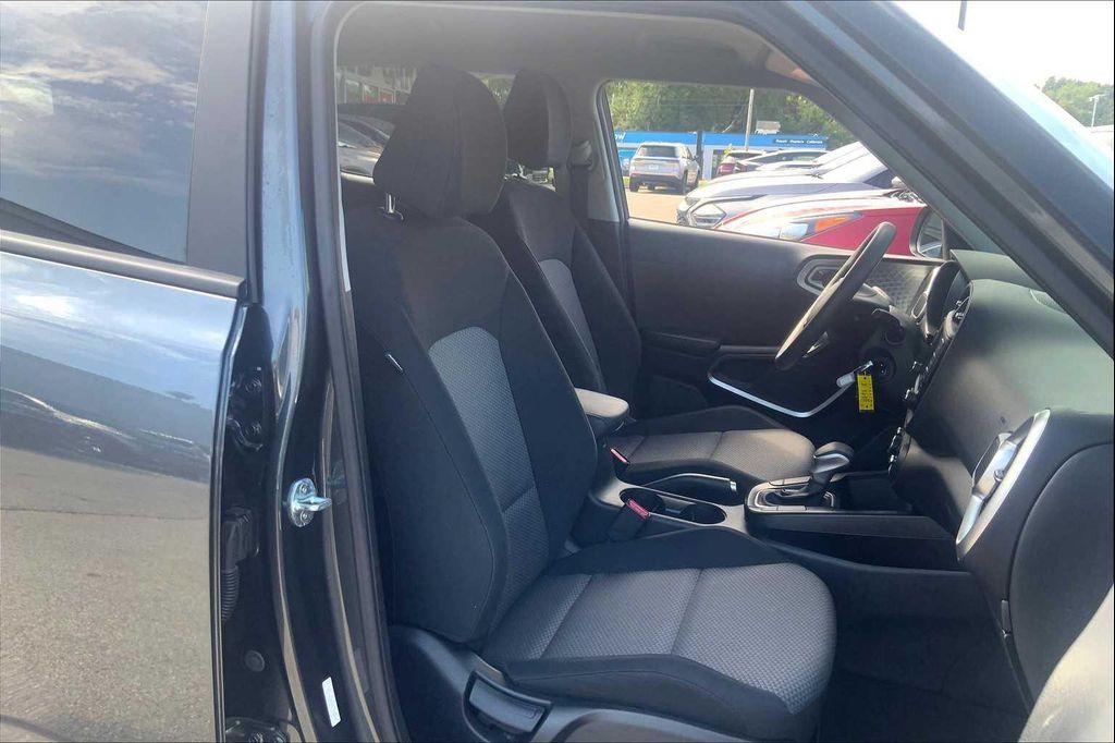 used 2022 Kia Soul car, priced at $19,749