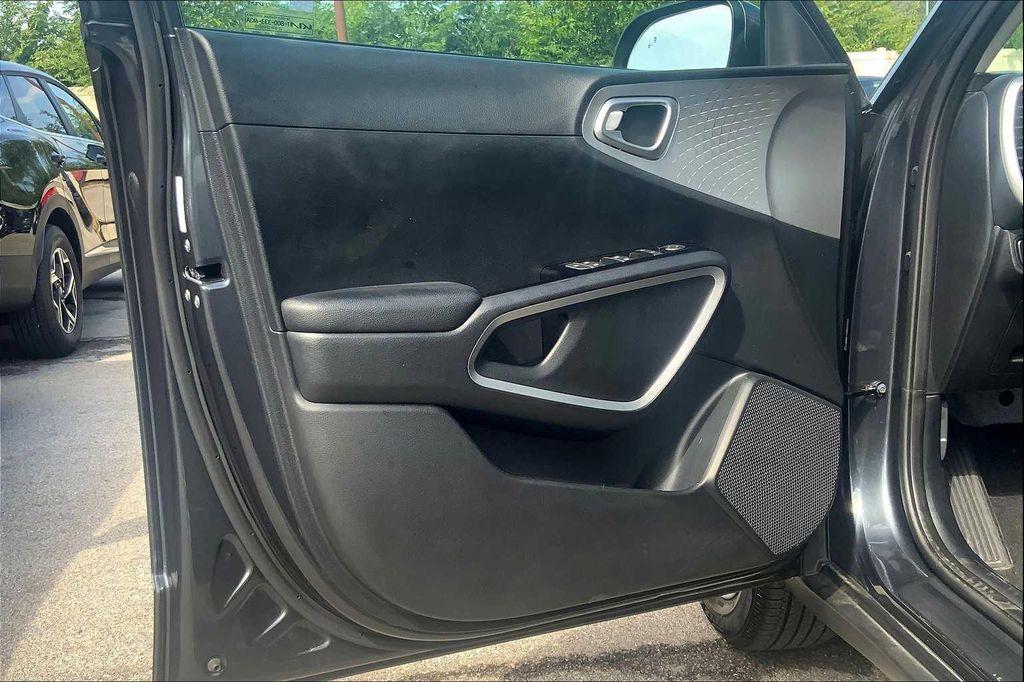 used 2022 Kia Soul car, priced at $19,749