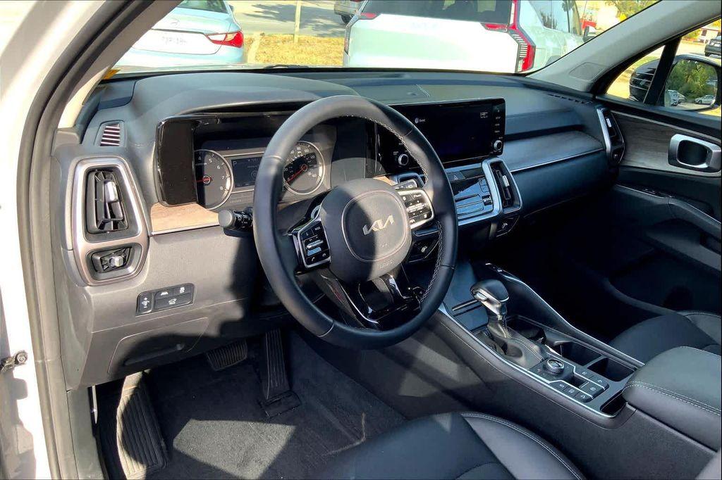 used 2022 Kia Sorento car, priced at $27,129