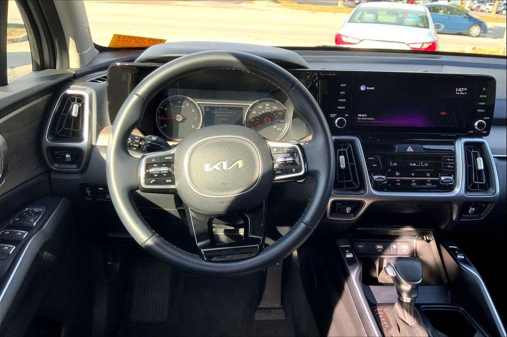 used 2022 Kia Sorento car, priced at $27,129