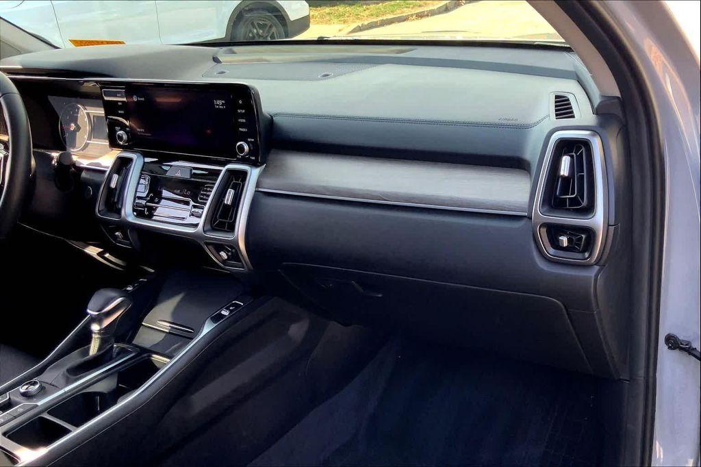 used 2022 Kia Sorento car, priced at $27,129