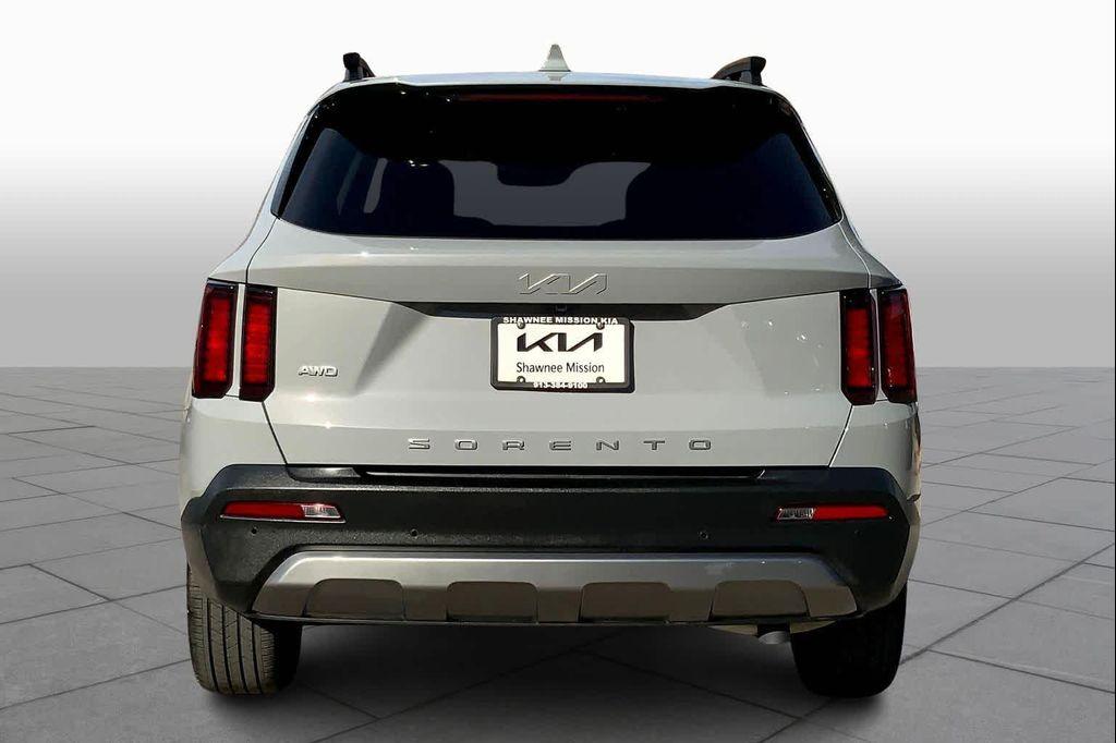 used 2022 Kia Sorento car, priced at $27,129