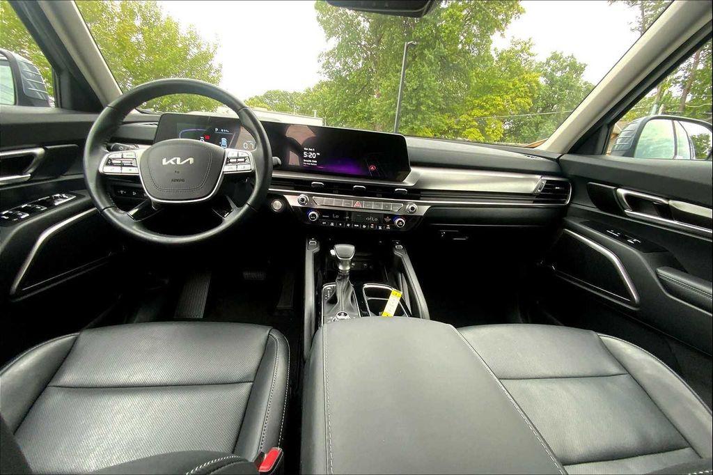 used 2025 Kia Telluride car, priced at $39,999