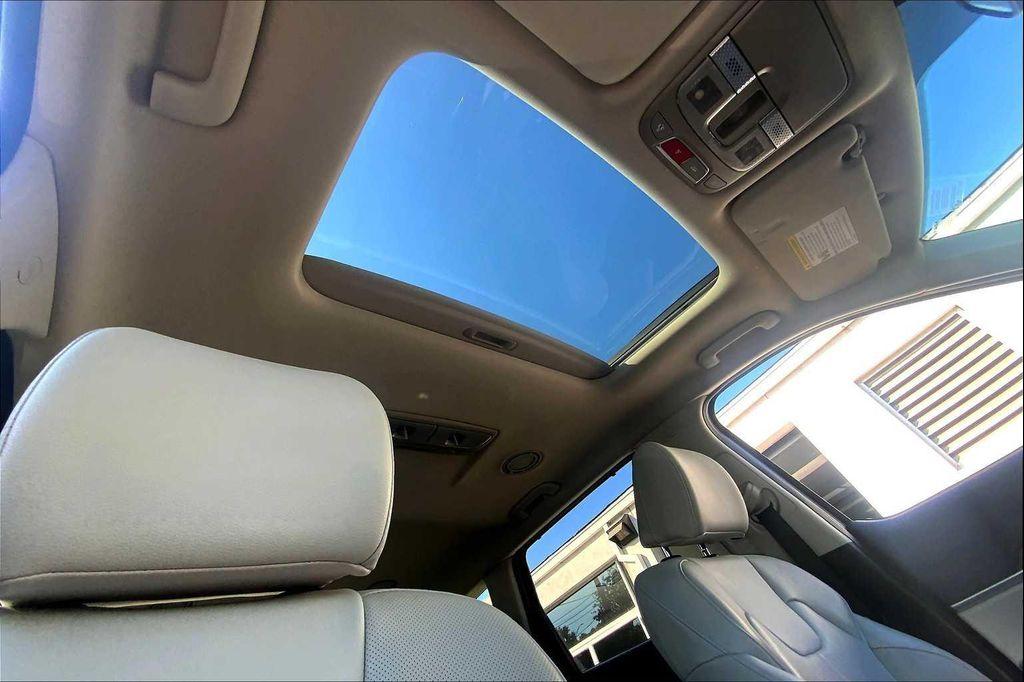 used 2024 Kia Telluride car, priced at $35,342