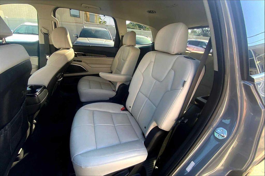 used 2024 Kia Telluride car, priced at $35,342