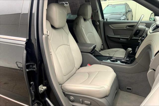 used 2015 Chevrolet Traverse car, priced at $9,758