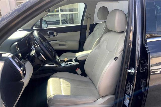 used 2023 Kia Sorento Hybrid car, priced at $32,338