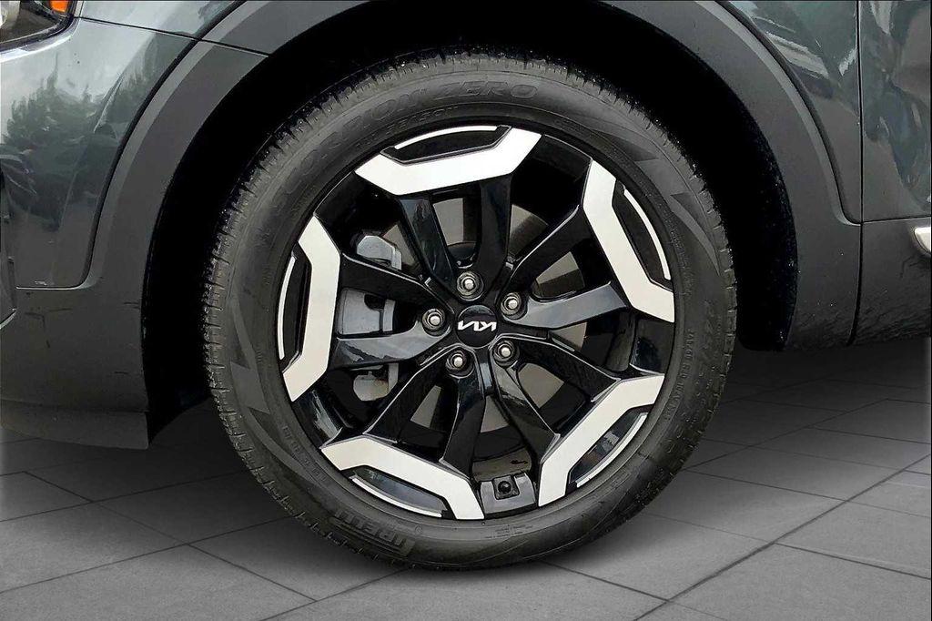 used 2024 Kia Telluride car, priced at $31,019