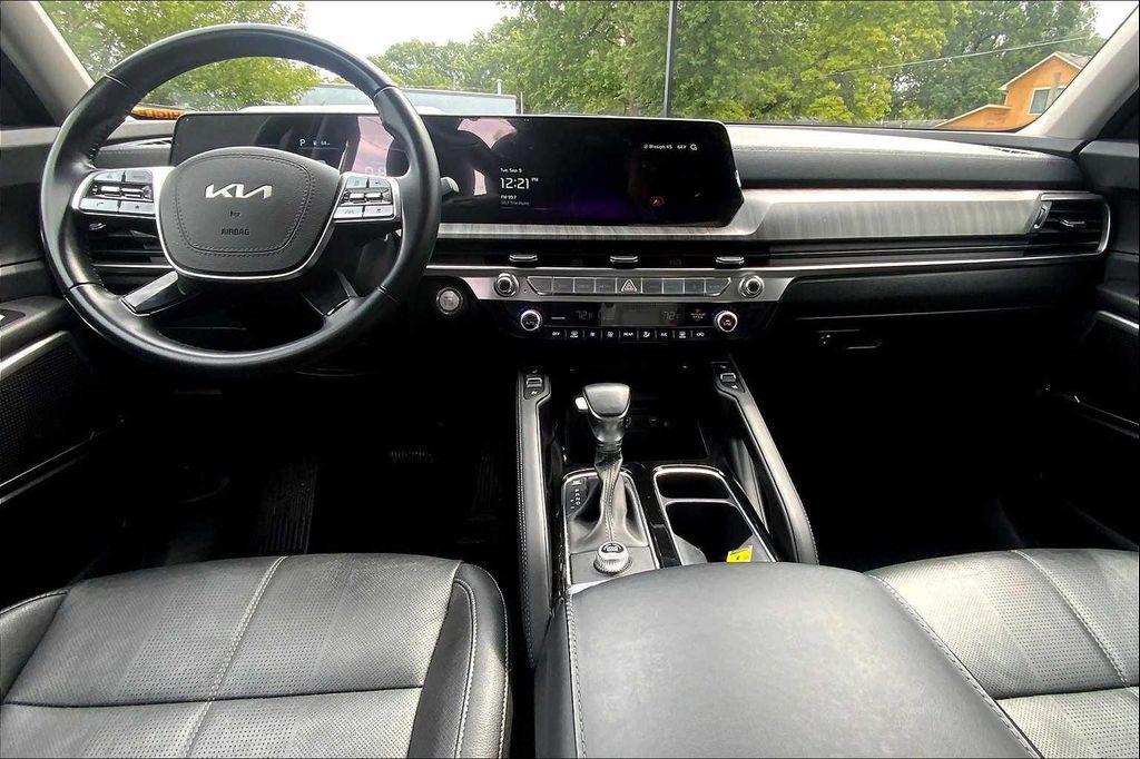used 2024 Kia Telluride car, priced at $31,019