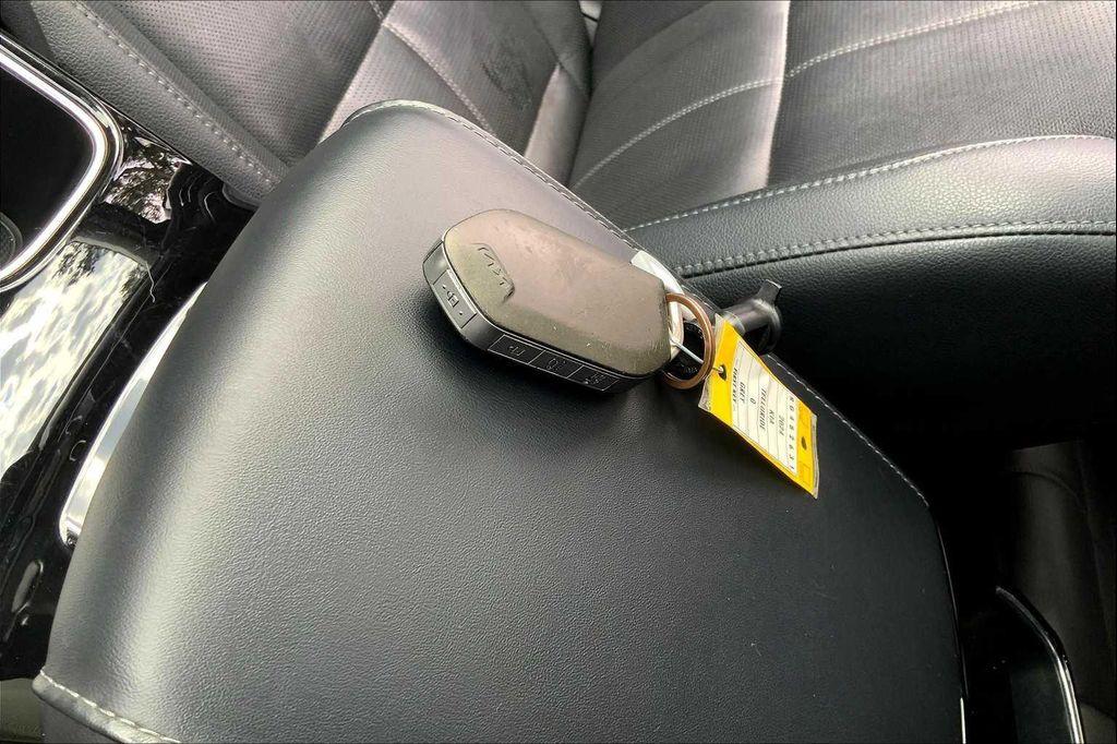 used 2024 Kia Telluride car, priced at $31,019