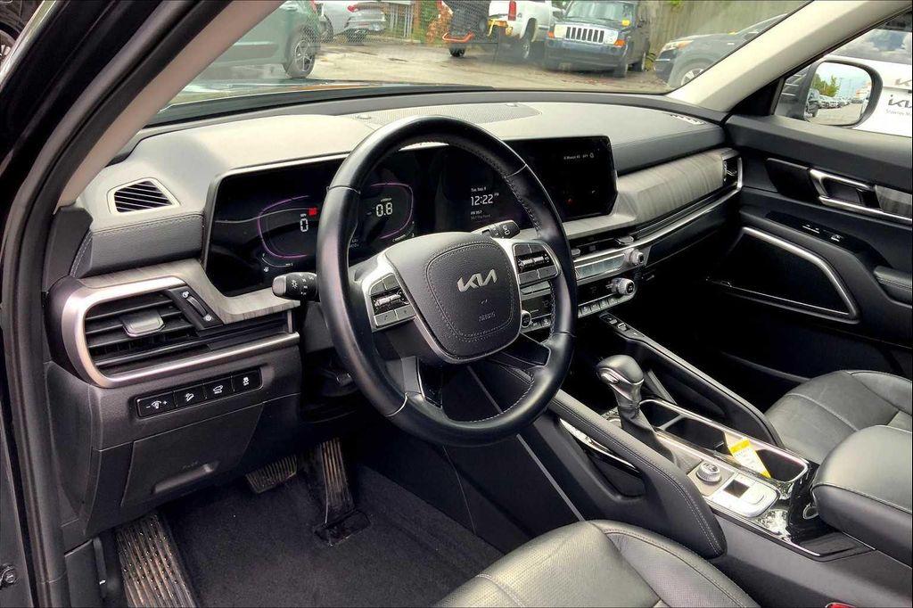used 2024 Kia Telluride car, priced at $31,019