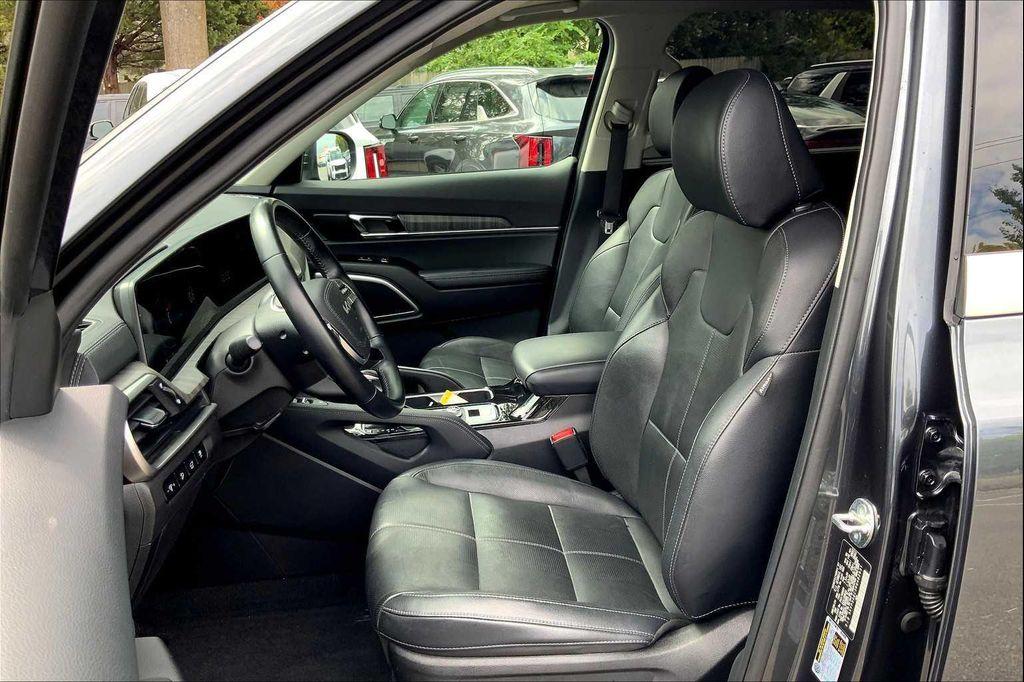 used 2024 Kia Telluride car, priced at $31,019