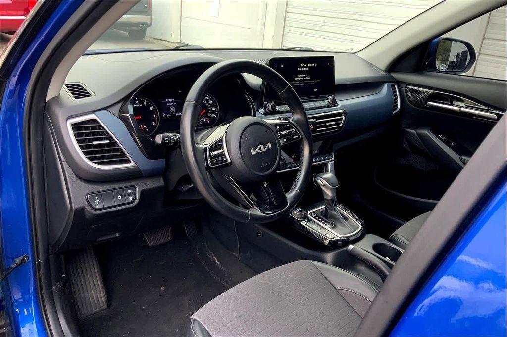 used 2023 Kia Seltos car, priced at $21,401