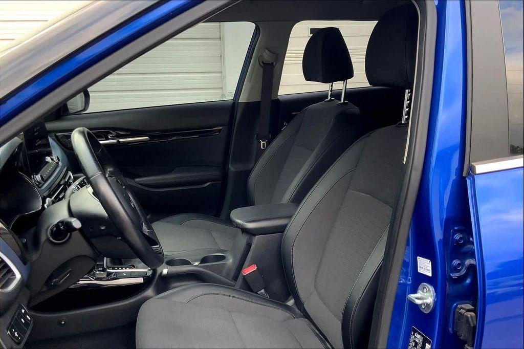 used 2023 Kia Seltos car, priced at $21,401