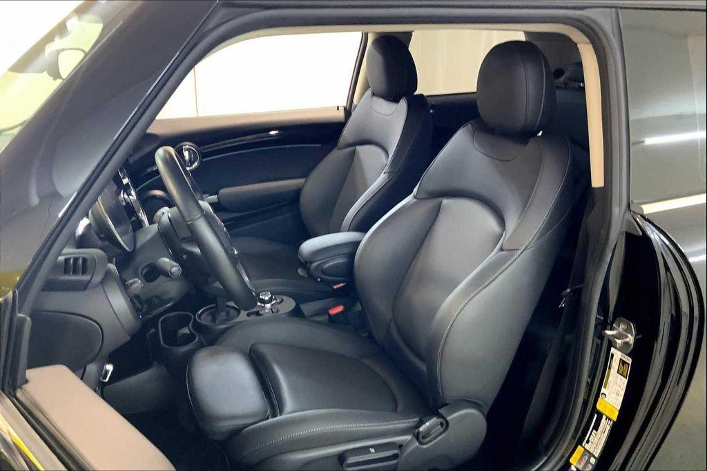 used 2024 MINI Hardtop car, priced at $24,908