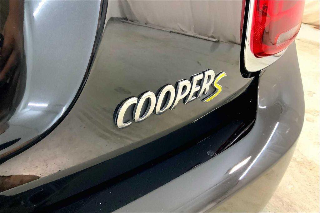 used 2024 MINI Hardtop car, priced at $24,908