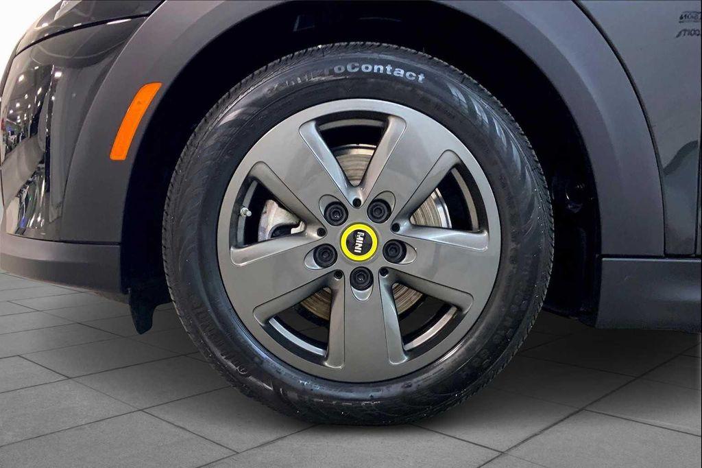 used 2024 MINI Hardtop car, priced at $24,908