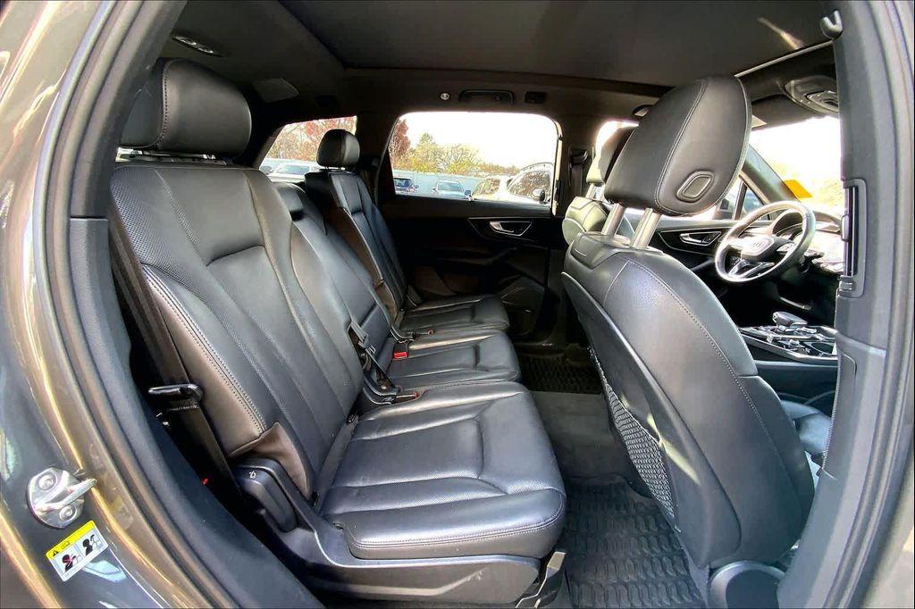 used 2019 Audi Q7 car, priced at $19,714