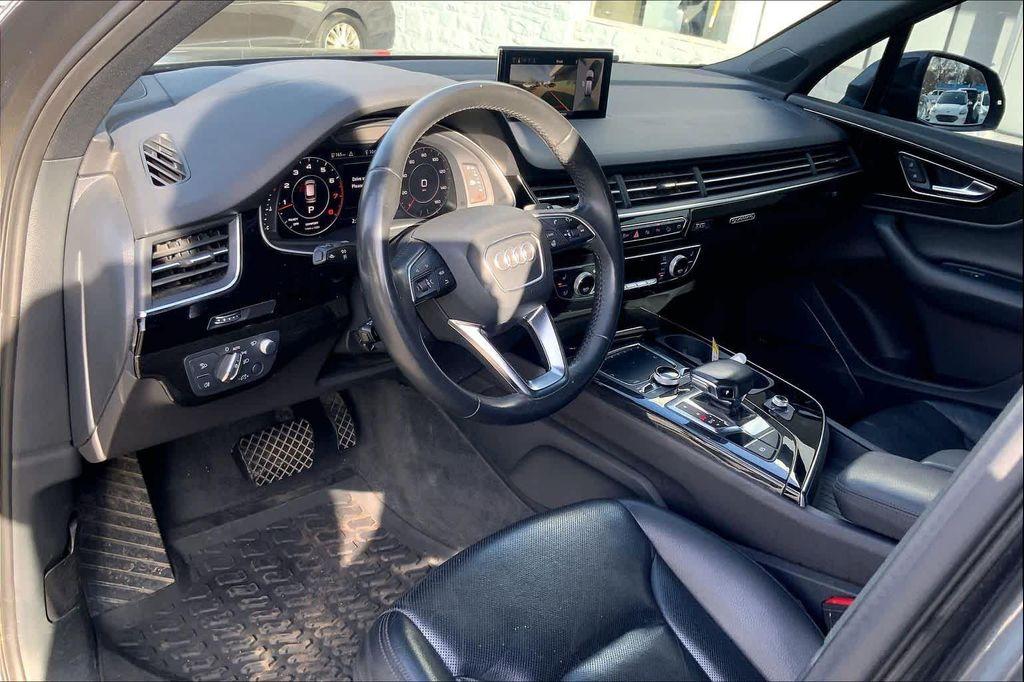 used 2019 Audi Q7 car, priced at $19,714