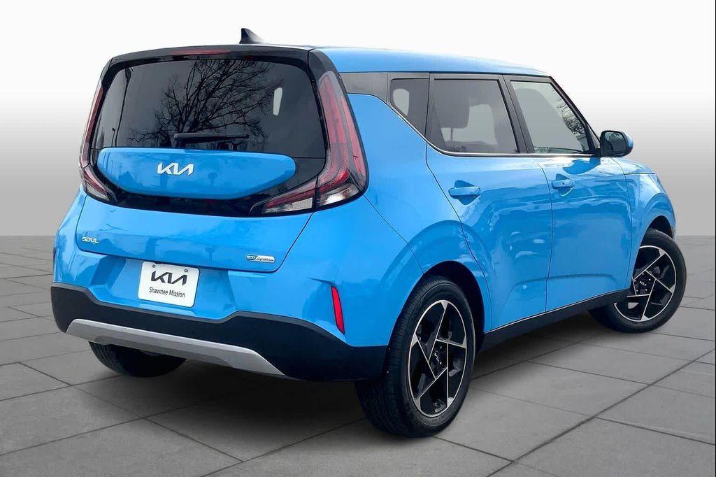 used 2023 Kia Soul car, priced at $20,289