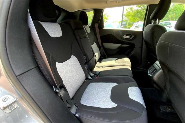 used 2014 Jeep Cherokee car, priced at $11,253