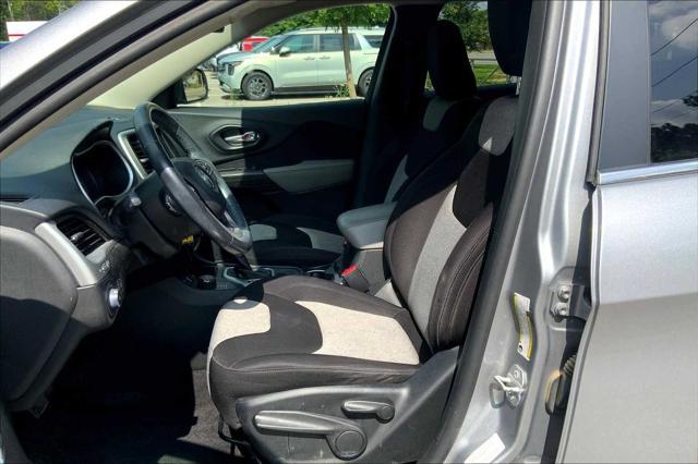 used 2014 Jeep Cherokee car, priced at $11,253
