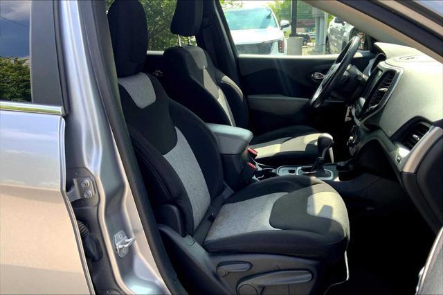used 2014 Jeep Cherokee car, priced at $11,253