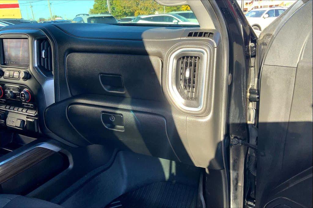 used 2022 Chevrolet Silverado 1500 car, priced at $37,989