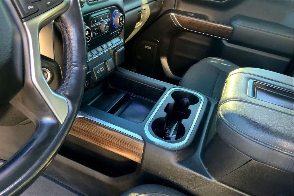 used 2022 Chevrolet Silverado 1500 car, priced at $37,989