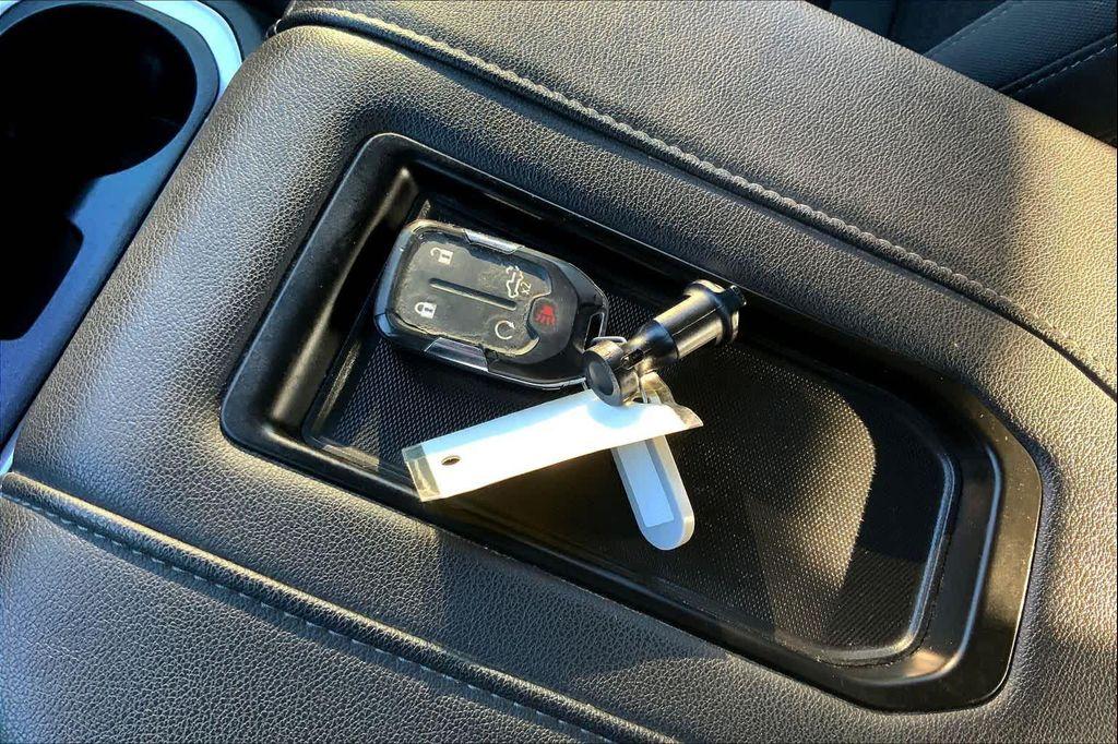 used 2022 Chevrolet Silverado 1500 car, priced at $37,989