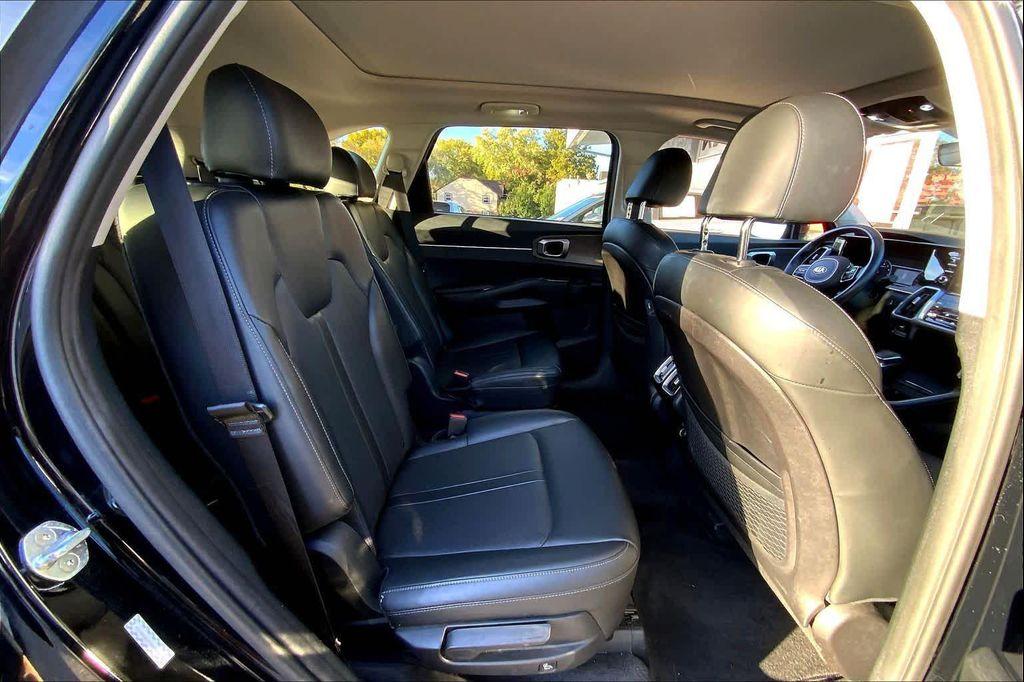 used 2021 Kia Sorento car, priced at $21,998
