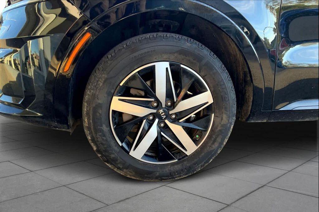 used 2021 Kia Sorento car, priced at $21,998