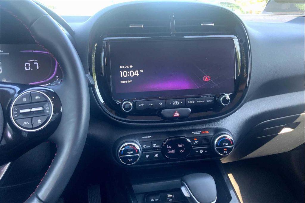 used 2025 Kia Soul car, priced at $24,399