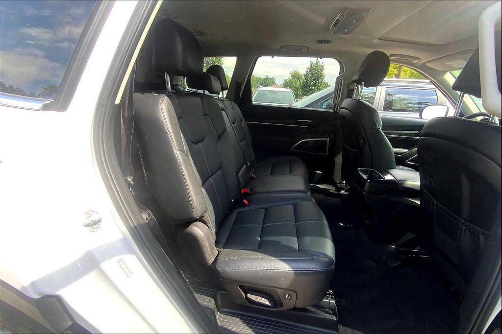 used 2022 Kia Telluride car, priced at $31,812