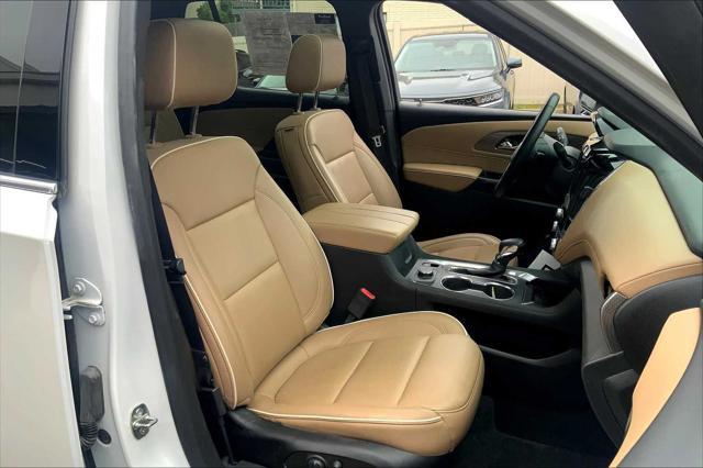used 2023 Chevrolet Traverse car, priced at $34,859
