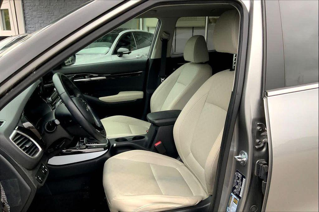 used 2023 Kia Seltos car, priced at $20,997