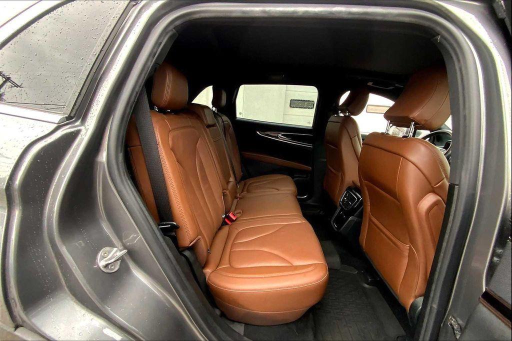 used 2022 Lincoln Nautilus car, priced at $38,998