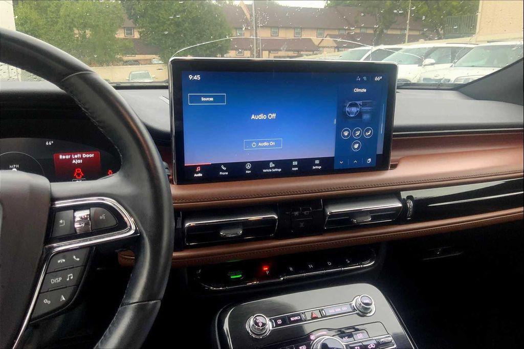 used 2022 Lincoln Nautilus car, priced at $38,998