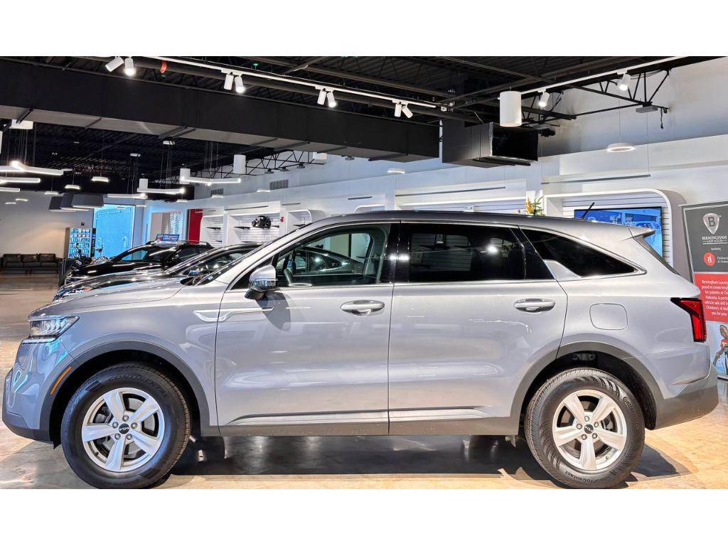 used 2023 Kia Sorento car, priced at $16,999