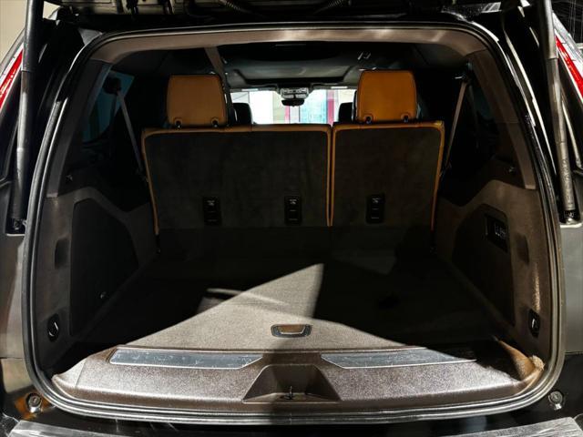 used 2022 Cadillac Escalade ESV car, priced at $72,999