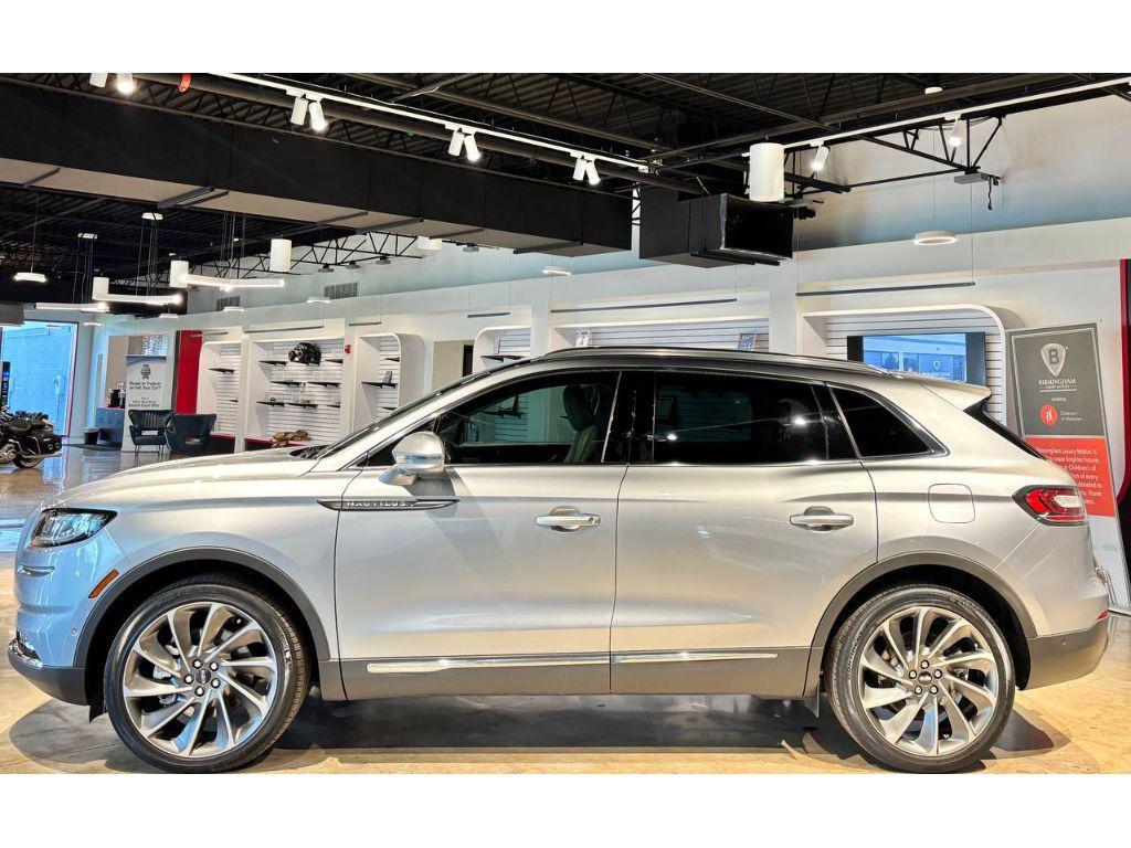 used 2022 Lincoln Nautilus car, priced at $37,999